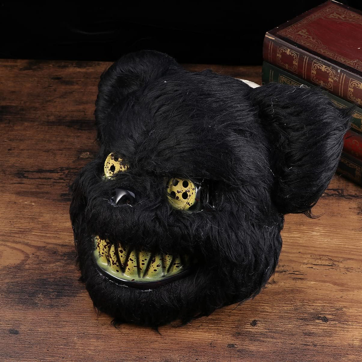 Máscara de Oso Malvado